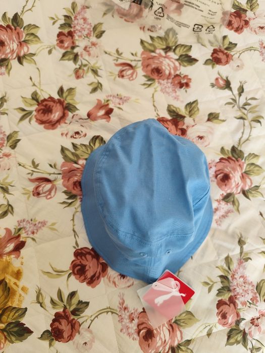 Продавам шапка PUMA на Манчестър Сити