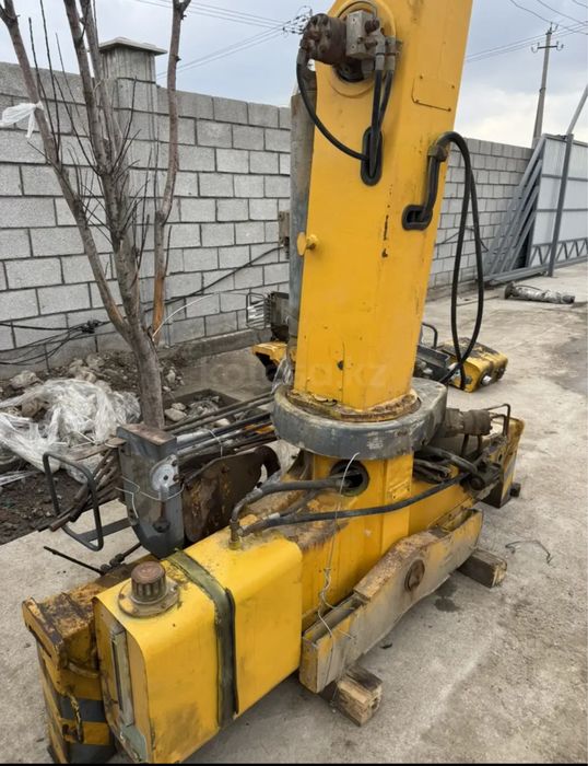 Манипулятор КМУ xcmg 3.2тон