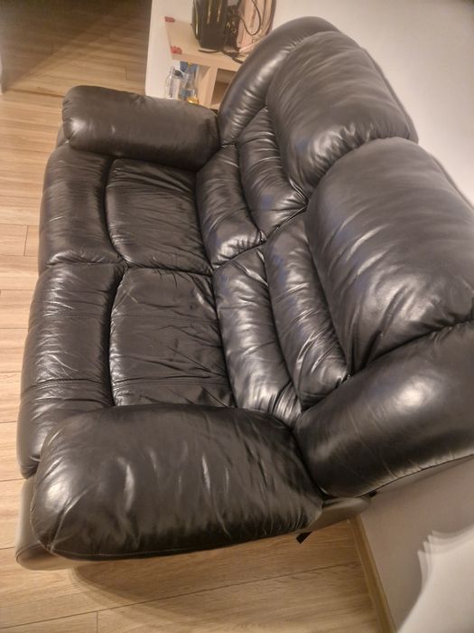 Vând canapea 2 locuri
