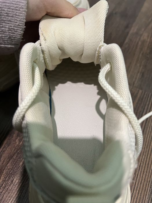 Бежави обувки 37 номер