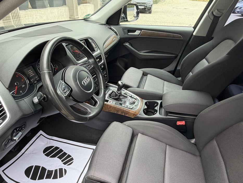 Audi Q5 Facelift S-Line Quattro  2.0 177hp  Euro 5 km 237460 reali