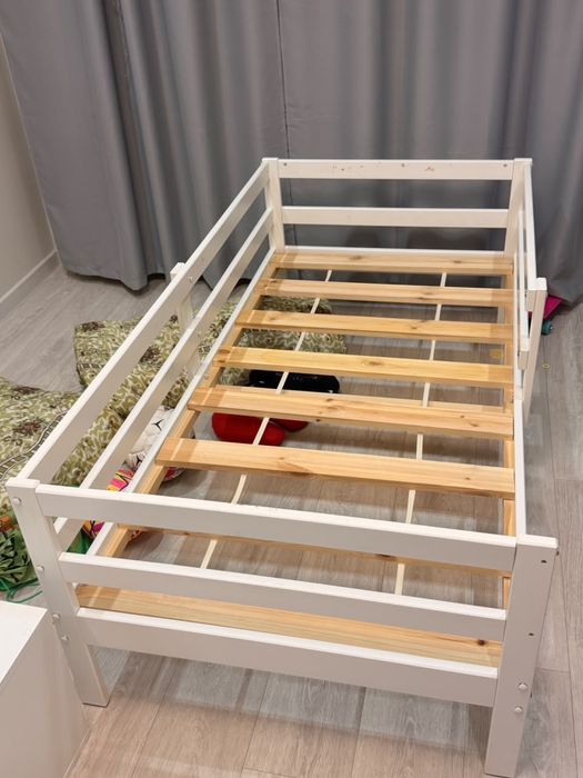 Продам детскую кровать