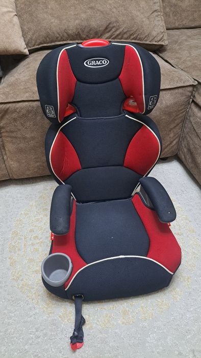 Автокресло бустер Graco