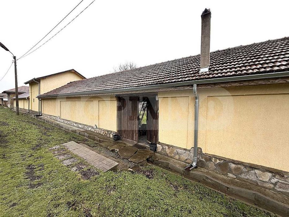 Продава се Къща в с. Александрово, Област Шумен - 315 кв.м за 389 €/кв.м - Снимка #23