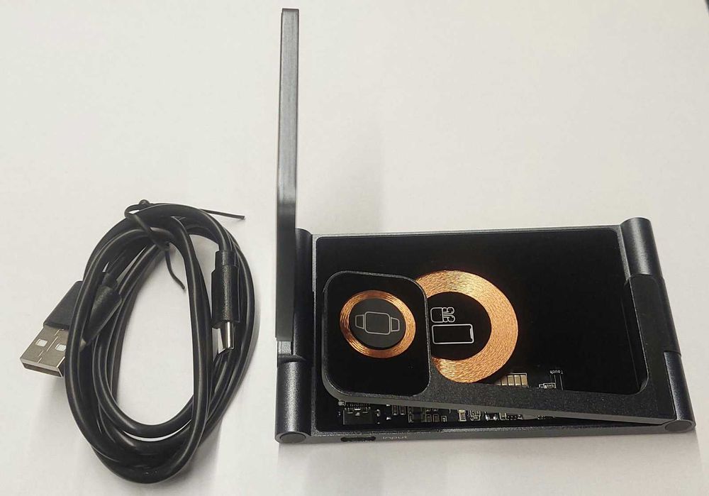 Зарядна станция ProMate AURAFOLD TRIO 15W Magsafe 3in1 Черна ЗАРЯДНО