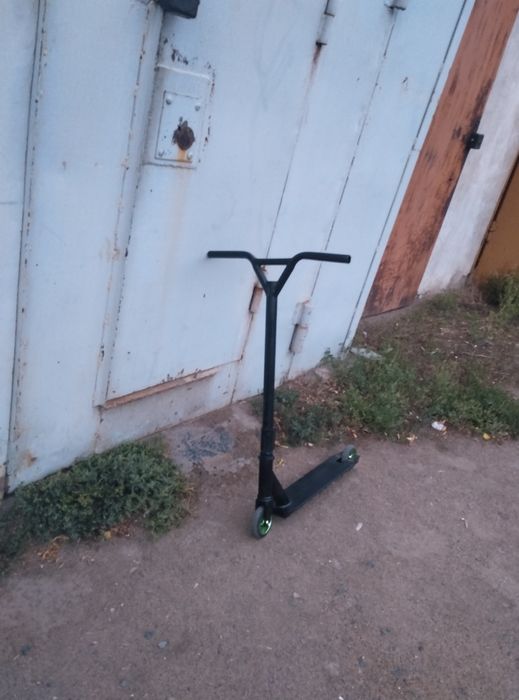 Продам трюковой самокат