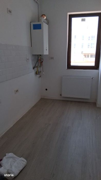 Garsonieră cu balcon în Chitila, 60 mp