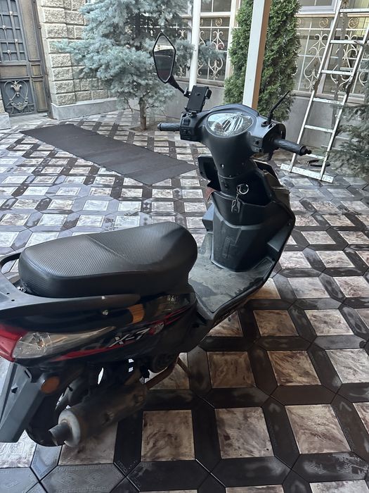 Продам Скутер  150куб  Вилими м8