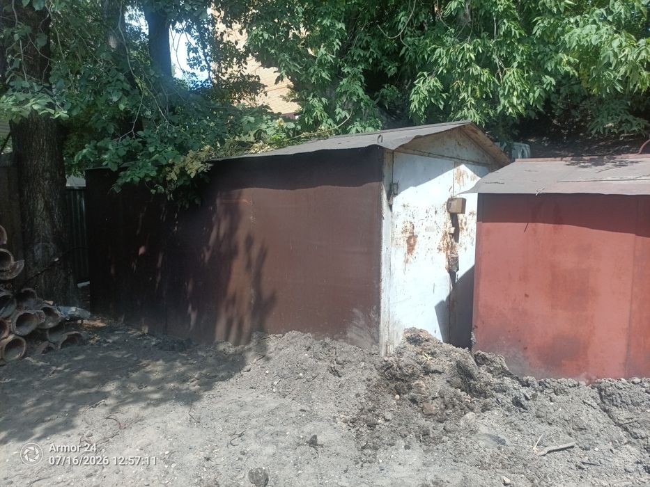 Гаражи металлические