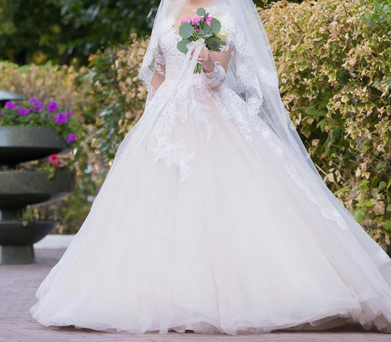 Продается свадебное платье