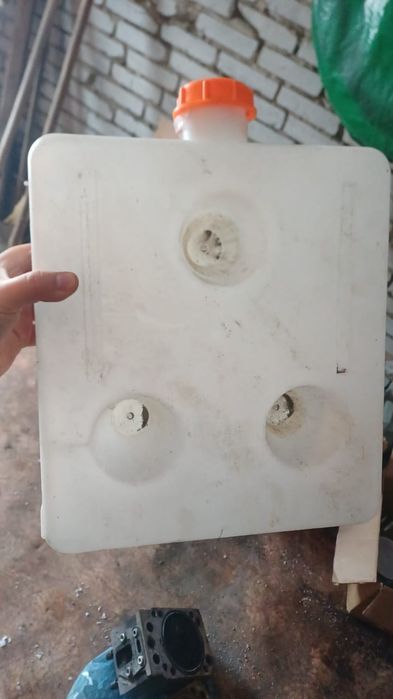 Топливный бачок на сухой фег