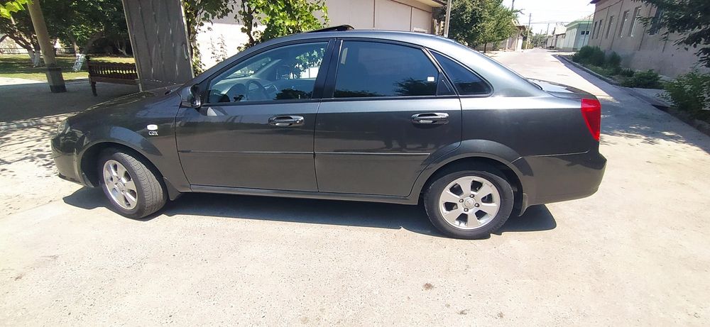 Chevrolet Jentra