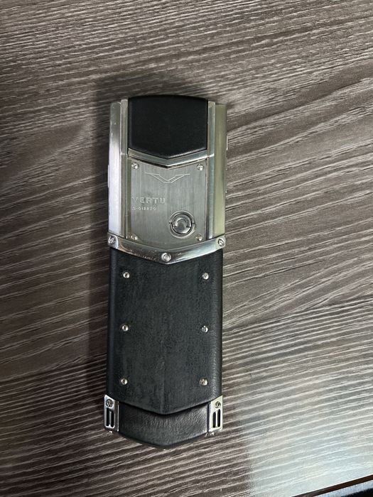 Vertu Signature S