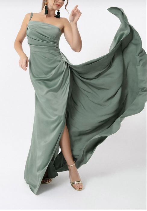 Официална рокляя