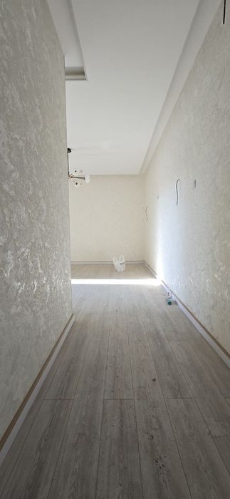 Продам 2 ком Янги хаёт район орен-т Жк Махалла Абузар беш