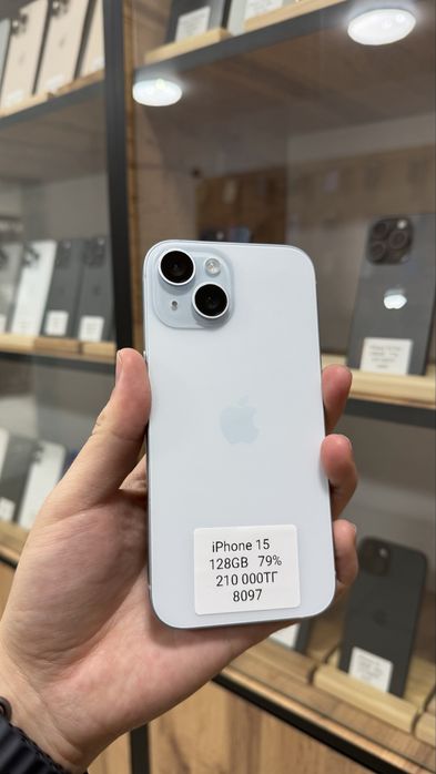 iPhone 15 128GB
