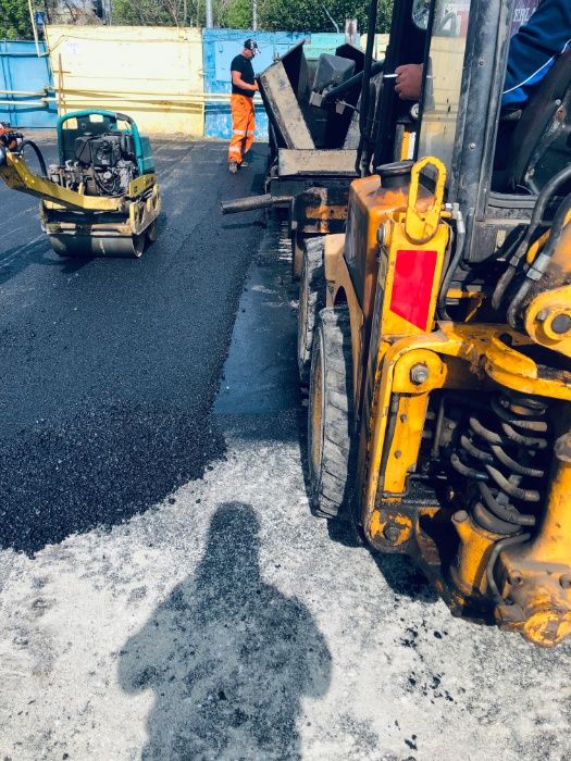 Asfaltare curte, amenajare curte, rigole canalizare, borduri, pret mic