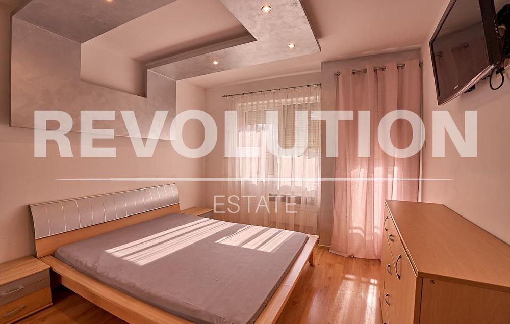 Дава се под наем Тристаен апартамент в Пловдив, Каменица 1 - 100 кв.м за 550 € - Снимка #3