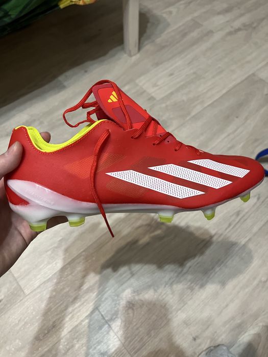 Продам бутсы adidas 42 размер