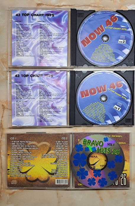 Колекция от компакт дискове CD