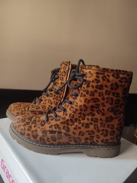 Ботуши, 36, боти 35 сребристосиво, ном 34 леопардов принт