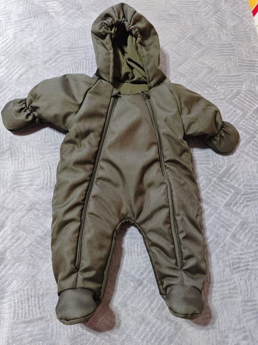 Продам детский комбинезон