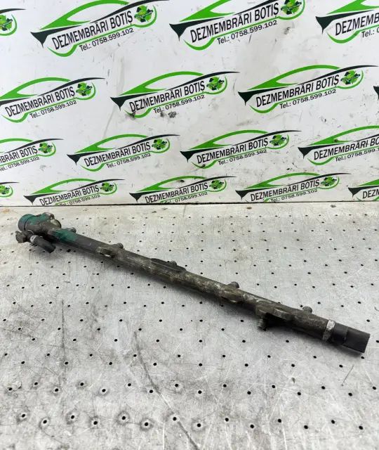 Rampa injectoare A 612 070 00 95 Mercedes-Benz ML 2000