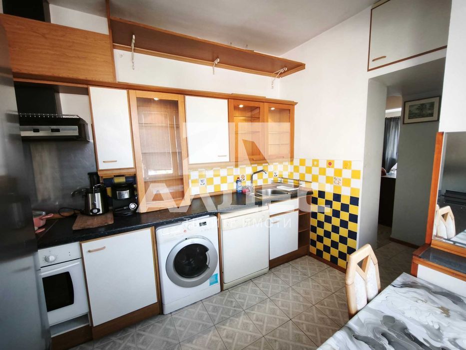 Дава се под наем Двустаен апартамент в София, Център - 84 кв.м за 680 € - Снимка #11