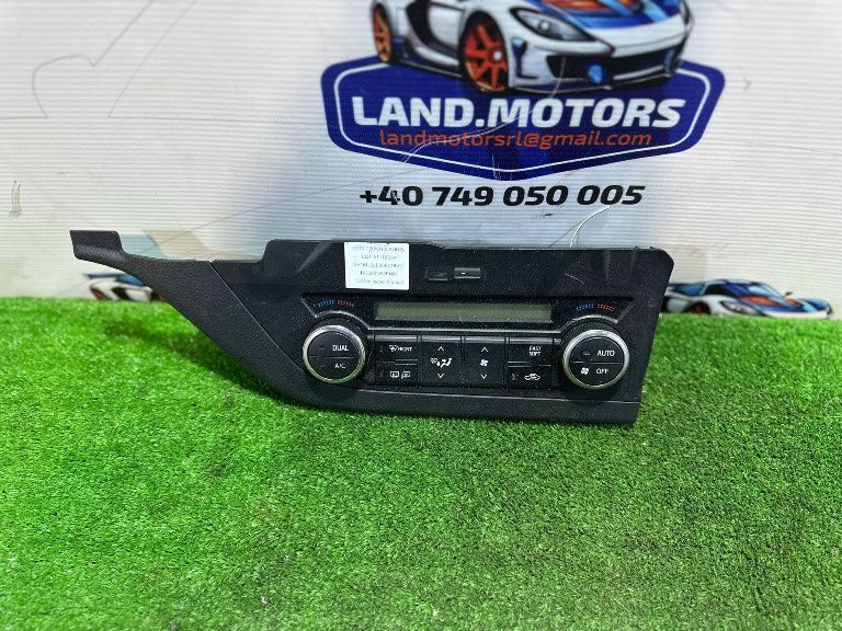 Panou comanda clima ac climatronic 55900-02410 toyota auris 2013 2014 2015 2016 2017 2018