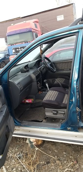 Продам  Mitsubishi RVR