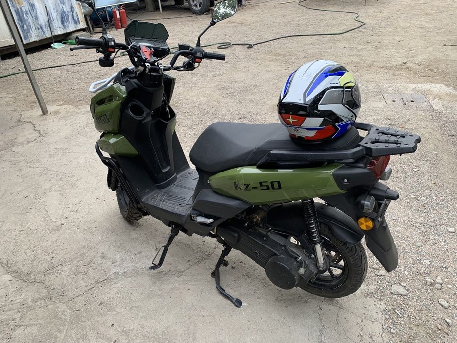 Продам мопед танк 150 куб