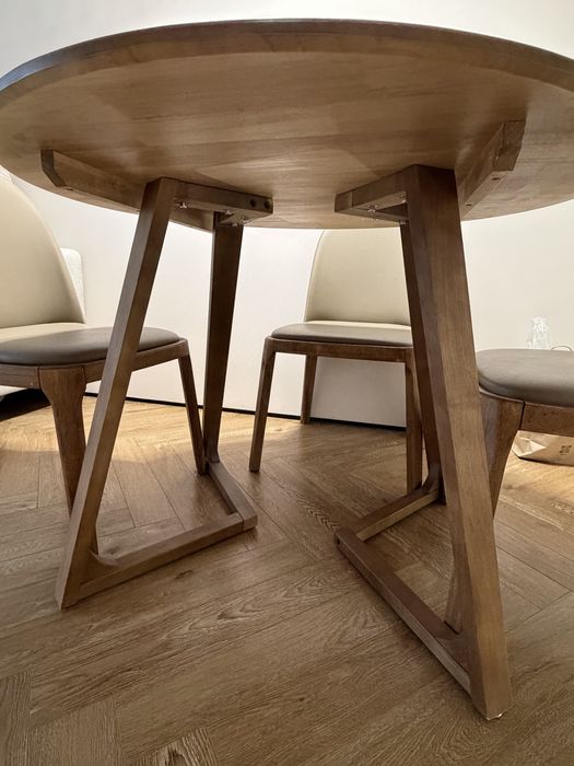 Продам стол круглый 100/100 , дерево