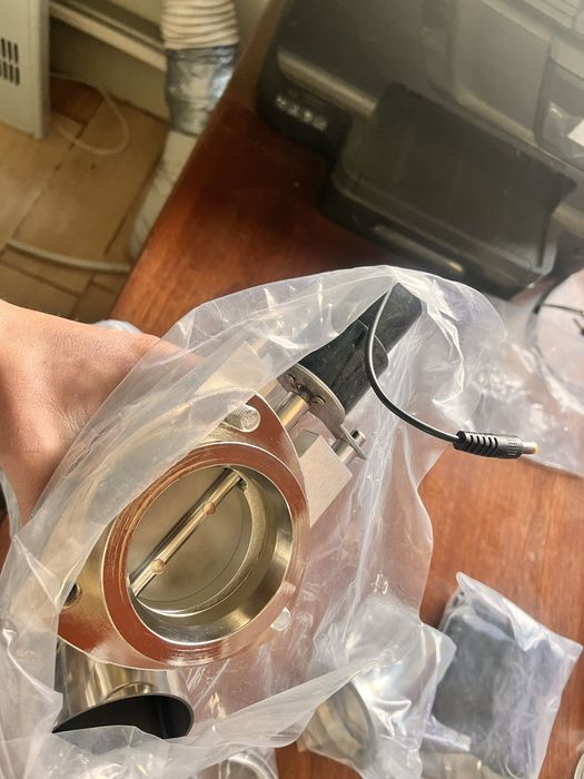 Електрическа изпукателна клапа Y-PIPE с дистанционно