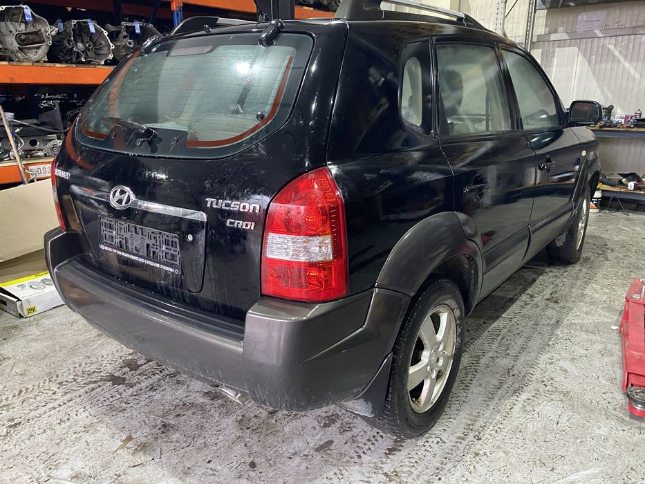 Dezmembram Hyundai Tucson 2.0 diesel