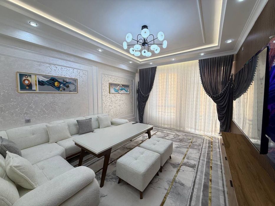 Продается 4 комнатная квартира