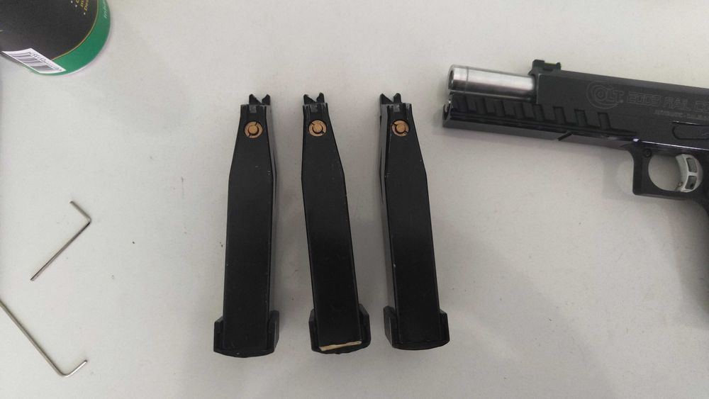 Airsoft пистолет  Colt 2009 Rail Concept CO2 GBB