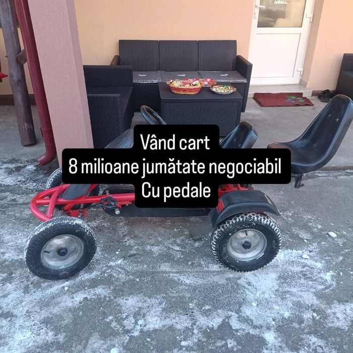 Cart cu pedale cu 4 roti de cauciuc