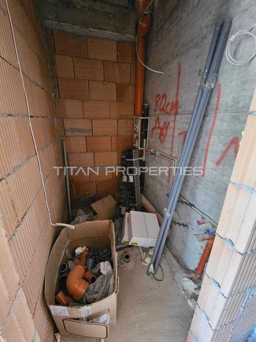 Продава се Тристаен апартамент в Варна, Автогара - 121 кв.м за 1215 €/кв.м - Снимка #6