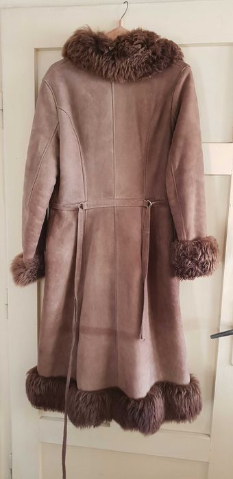 Дълго дамско палто с изкуствен косъм и Дълъг дамски кожух