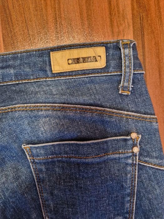 Суитчър LA GEAR, дънки на Liu Jo, клин,суитчер Puma