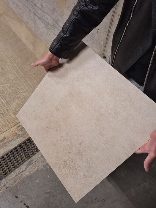Vand 58 mp Gresie exterior / interior Evoque natural 60 x 60 cm