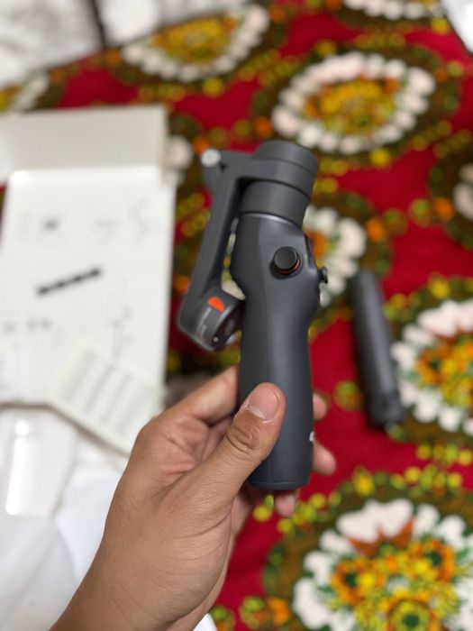 DJI Osmo Mobile 6 original stabilizator, ideal holat