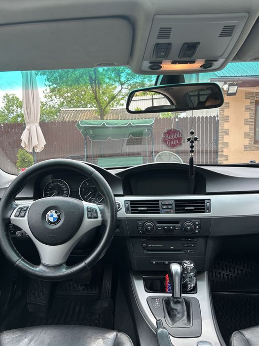 Bmw e 90 330d.