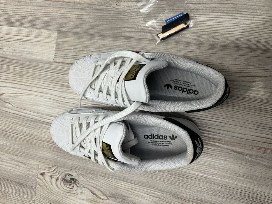 Adidas superstar