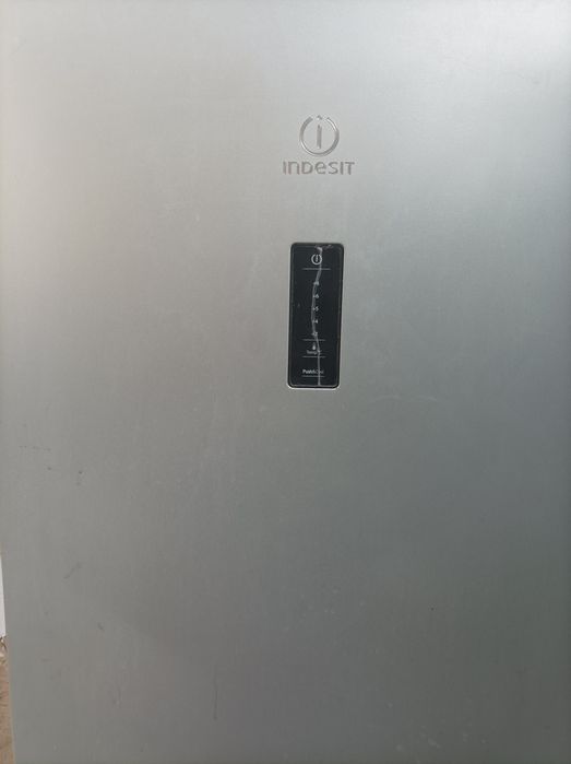 Холодильник INDESIT