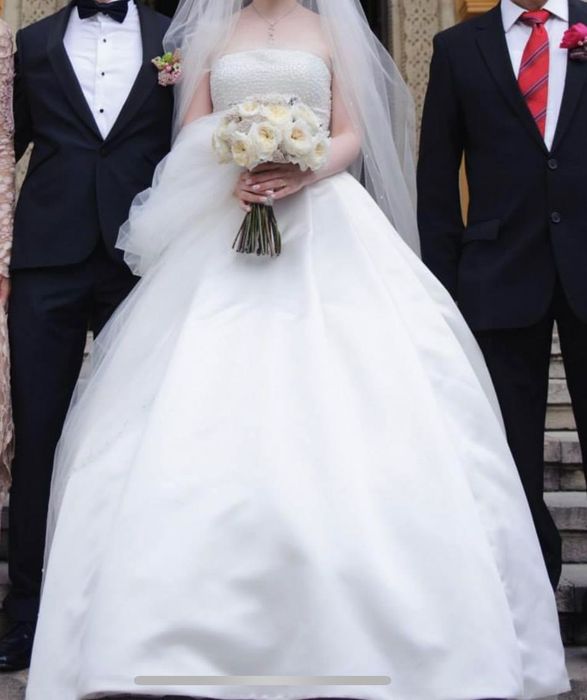 Rochie mireasa Pronovias