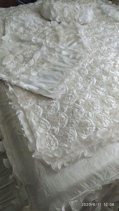 Покрывало свадебное.