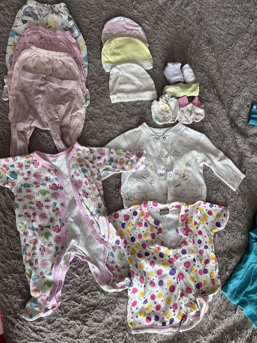Вещи на девочку от 0-12 мес
