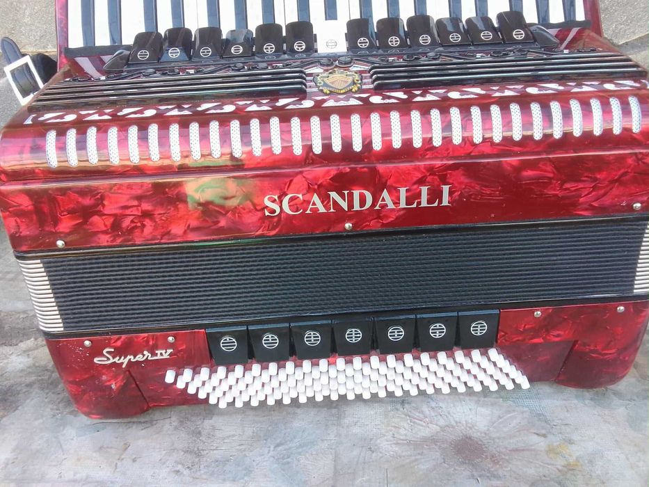 Акордеон скандали 120 баса