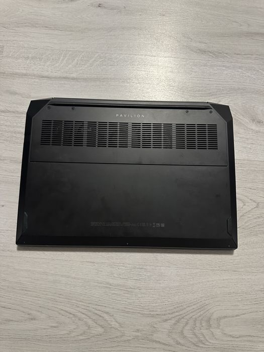 Laptop Gaming HP Pavilion 15 | Ryzen 7 3750H | GTX 1660 Ti Max-Q 16RAM